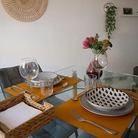 Apartment Sherryflat Atipika